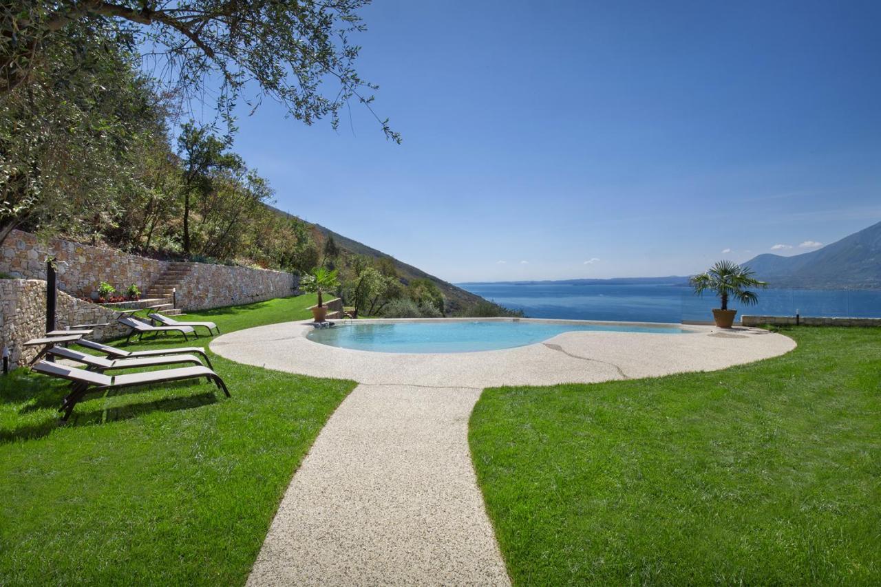 קסטלטו די ברנזונה Villa Divina - Apt Icona Con Piscina E Vista Lago מראה חיצוני תמונה